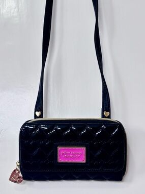 Betsey Johnson| New York Black Patent Quilted Small Crossbody Purse w/Pink Logo